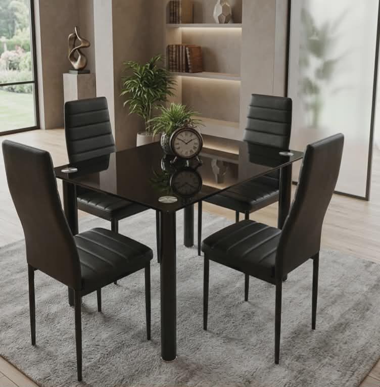 COMEDOR ZOE BLACK